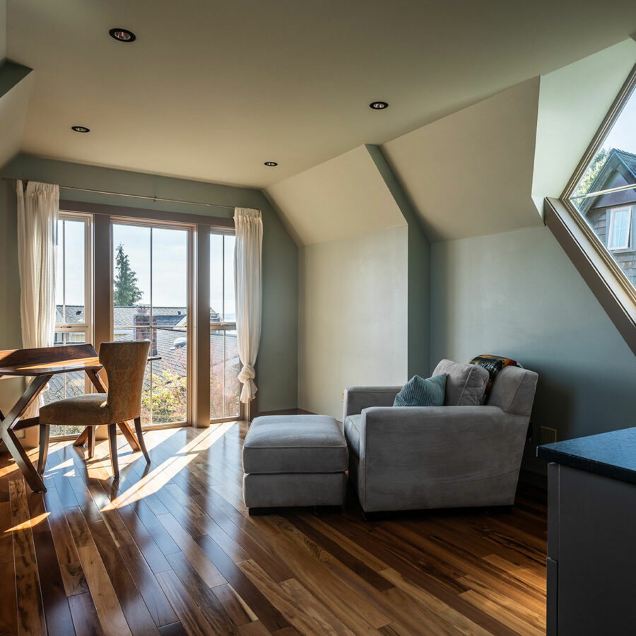 West Seattle Custom Guest House Interior