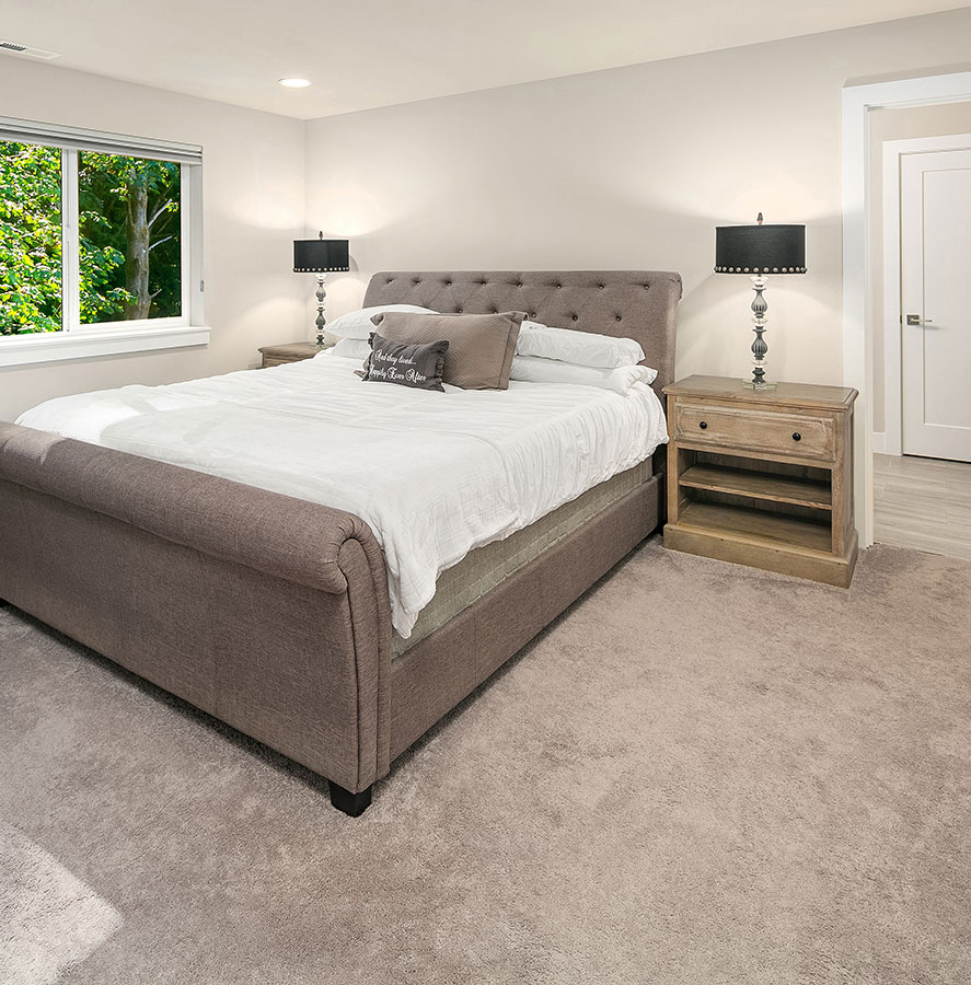 Lynnwood Contemporary Bedroom