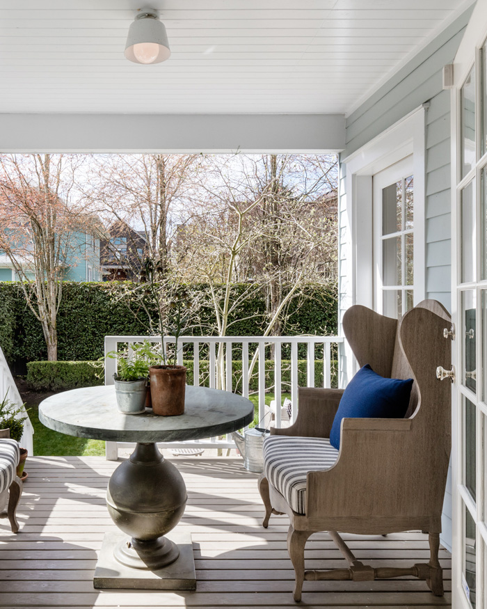 Madrona Colonial Covered Deck