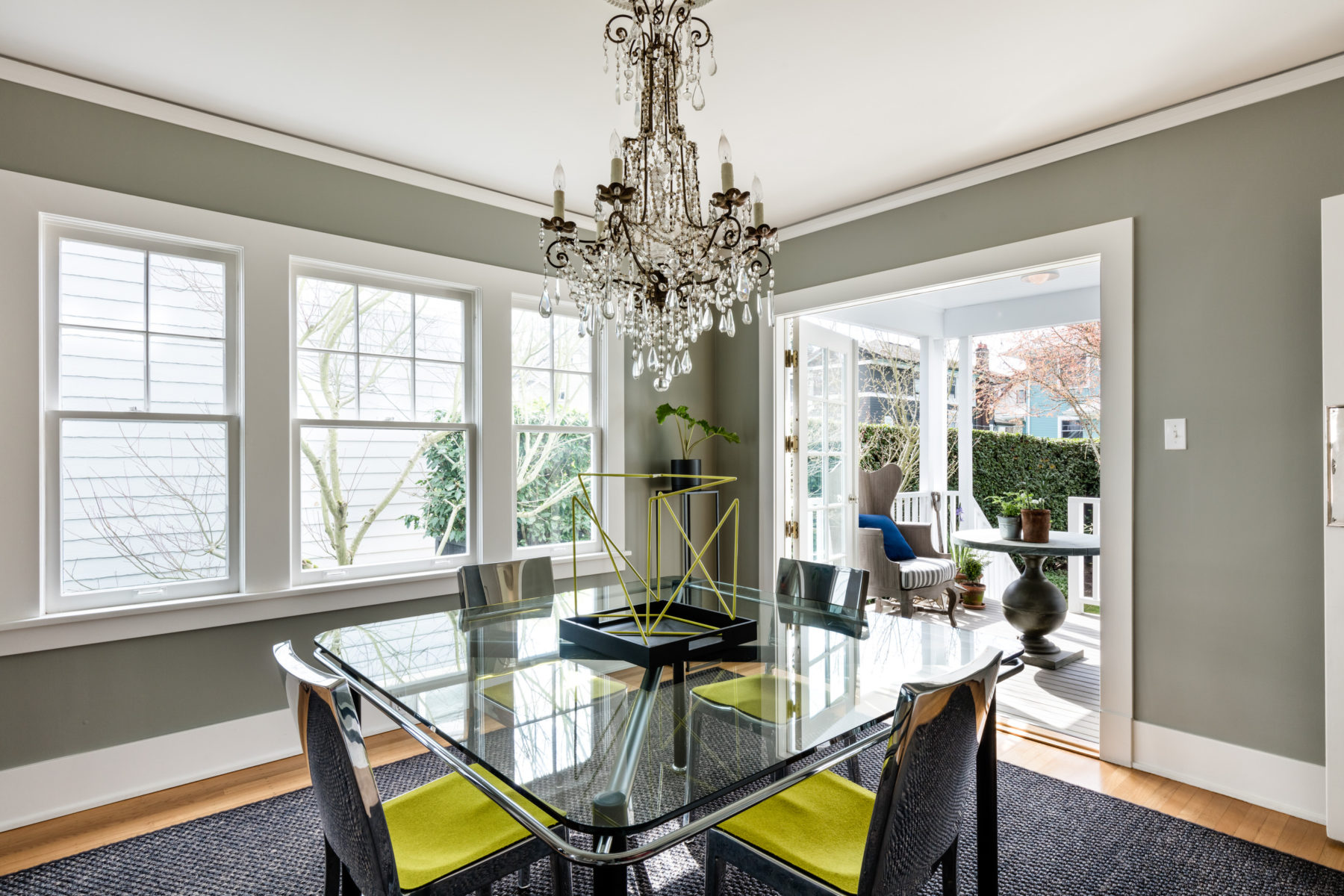 Madrona Colonial Dining