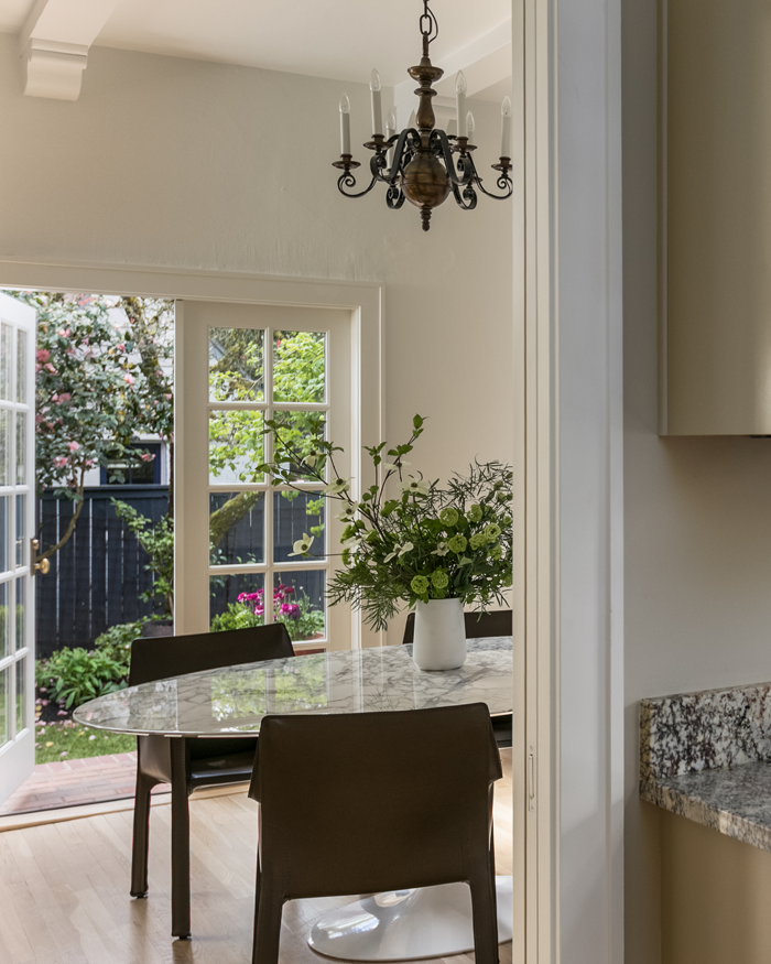 Madrona Colonial Dining