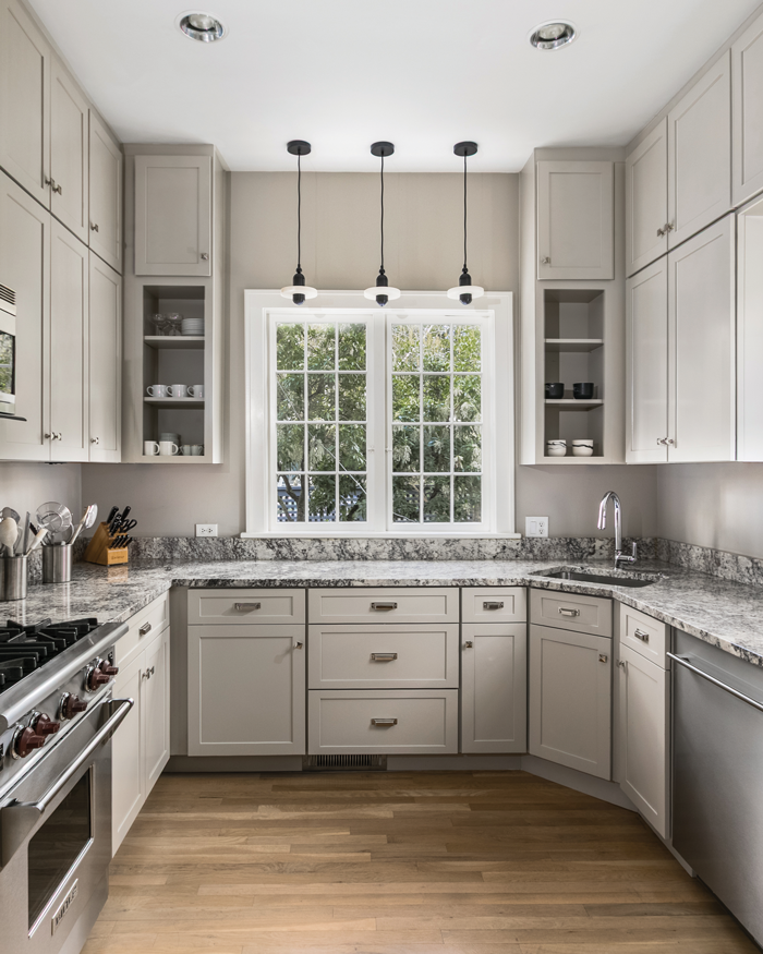 Madrona Colonial Kitchen